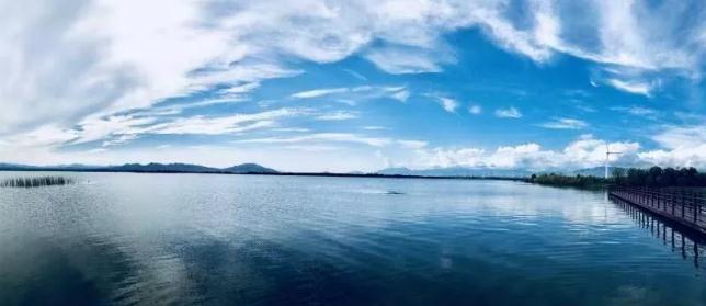 悦山湖