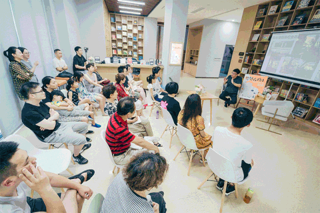 王鹏带领融创东南打造归心空间社群活动实景图.gif