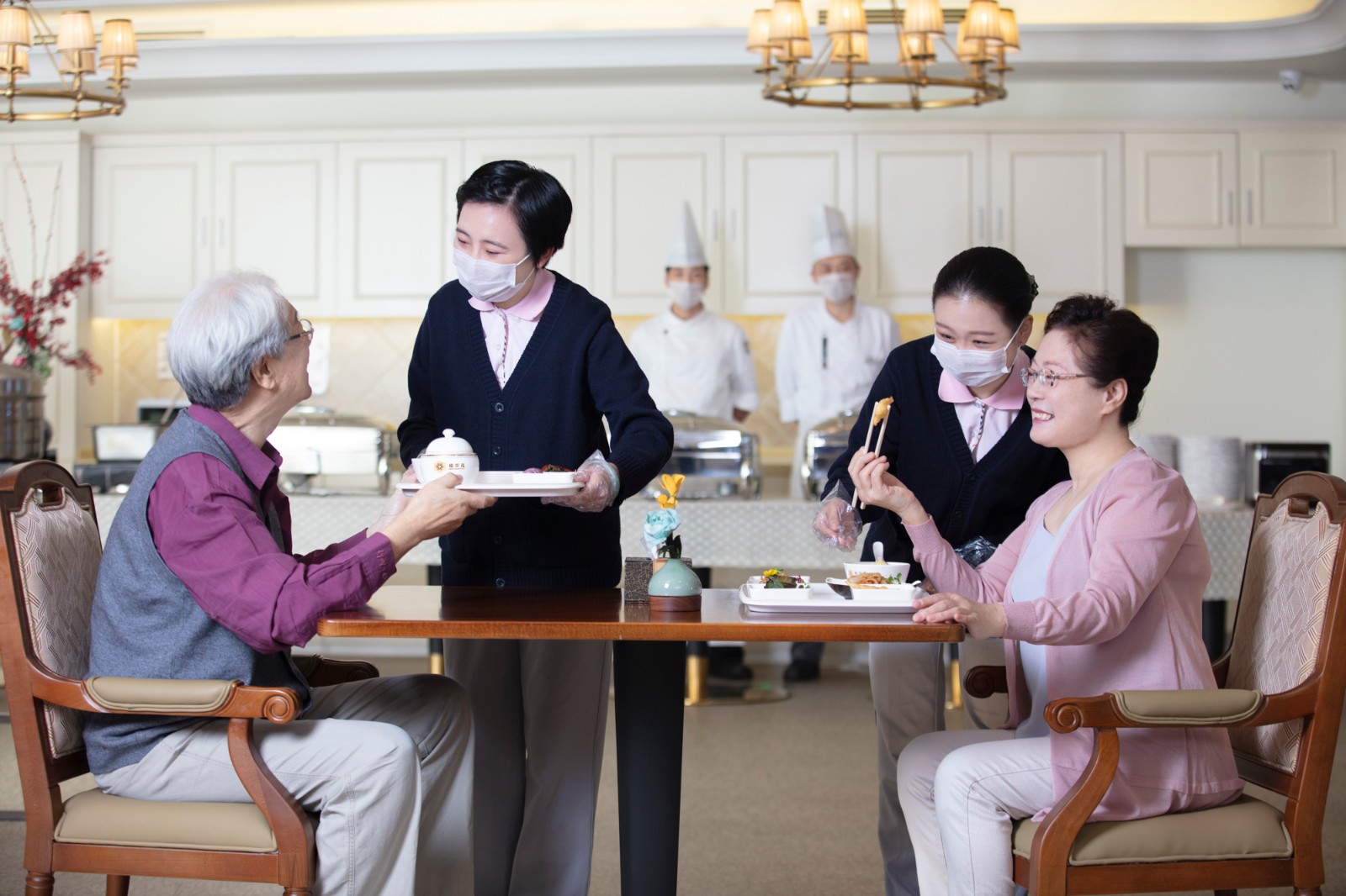 远洋集团旗下远洋椿萱茂中标深圳龙岗区养老护理院