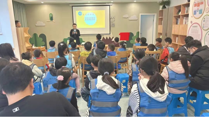 1769181279364354.png 远洋服务浙江公司携手蓝天救援队,赋能小朋友成长!213.png