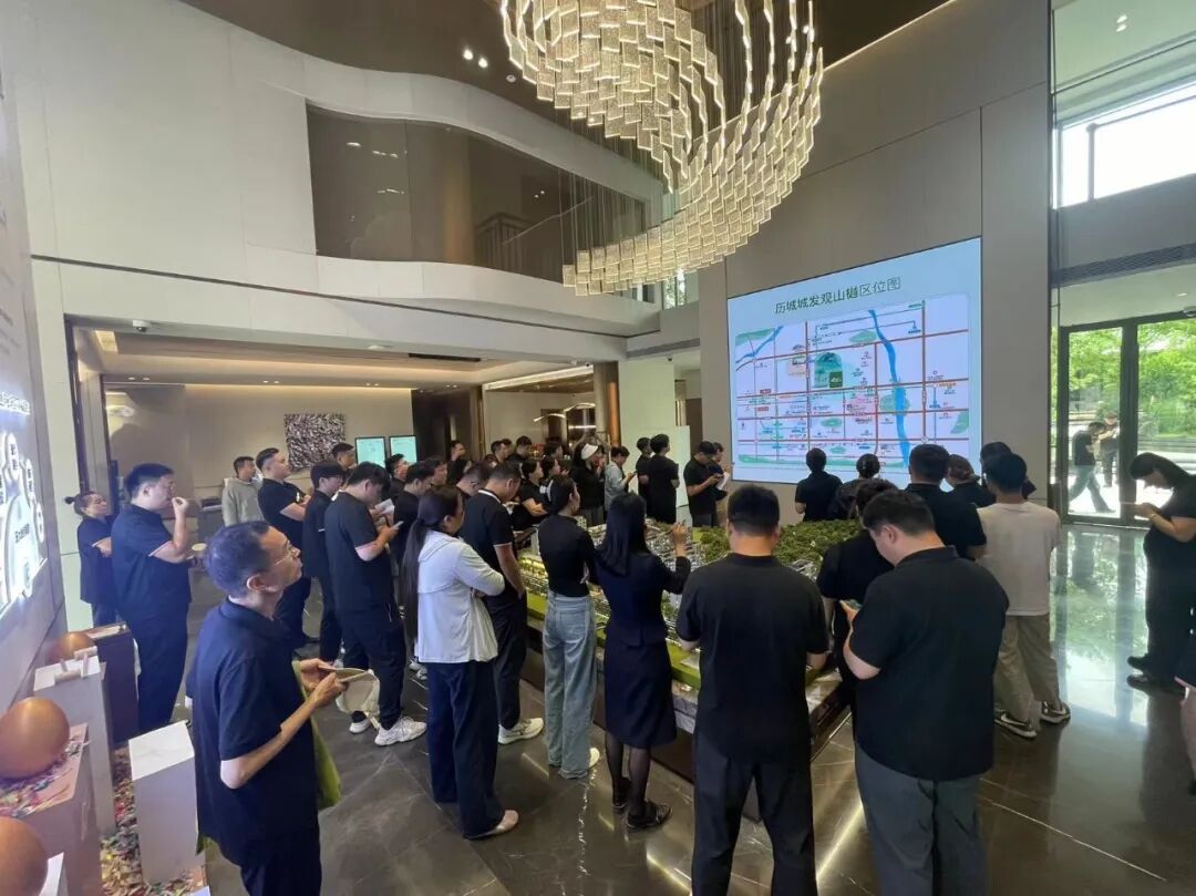 1785315424179867.jpg 远洋集团旗下远洋建管代建项目济南观山樾案场实景图.jpg